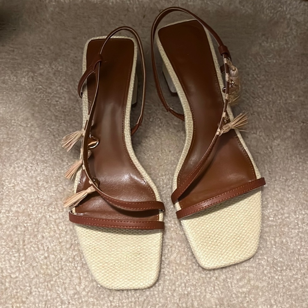 Beach heeled sandal